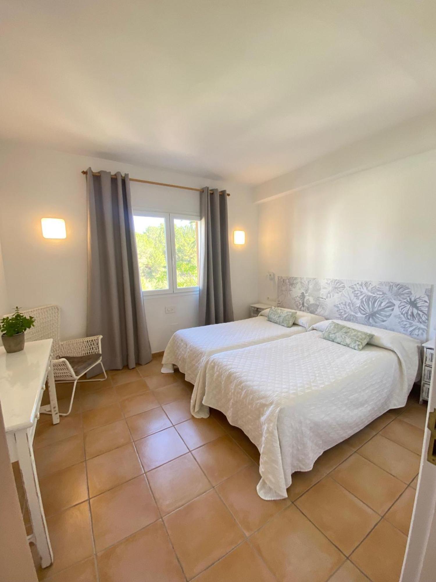 Apartamentos Ferrer Es Figueral Exterior photo