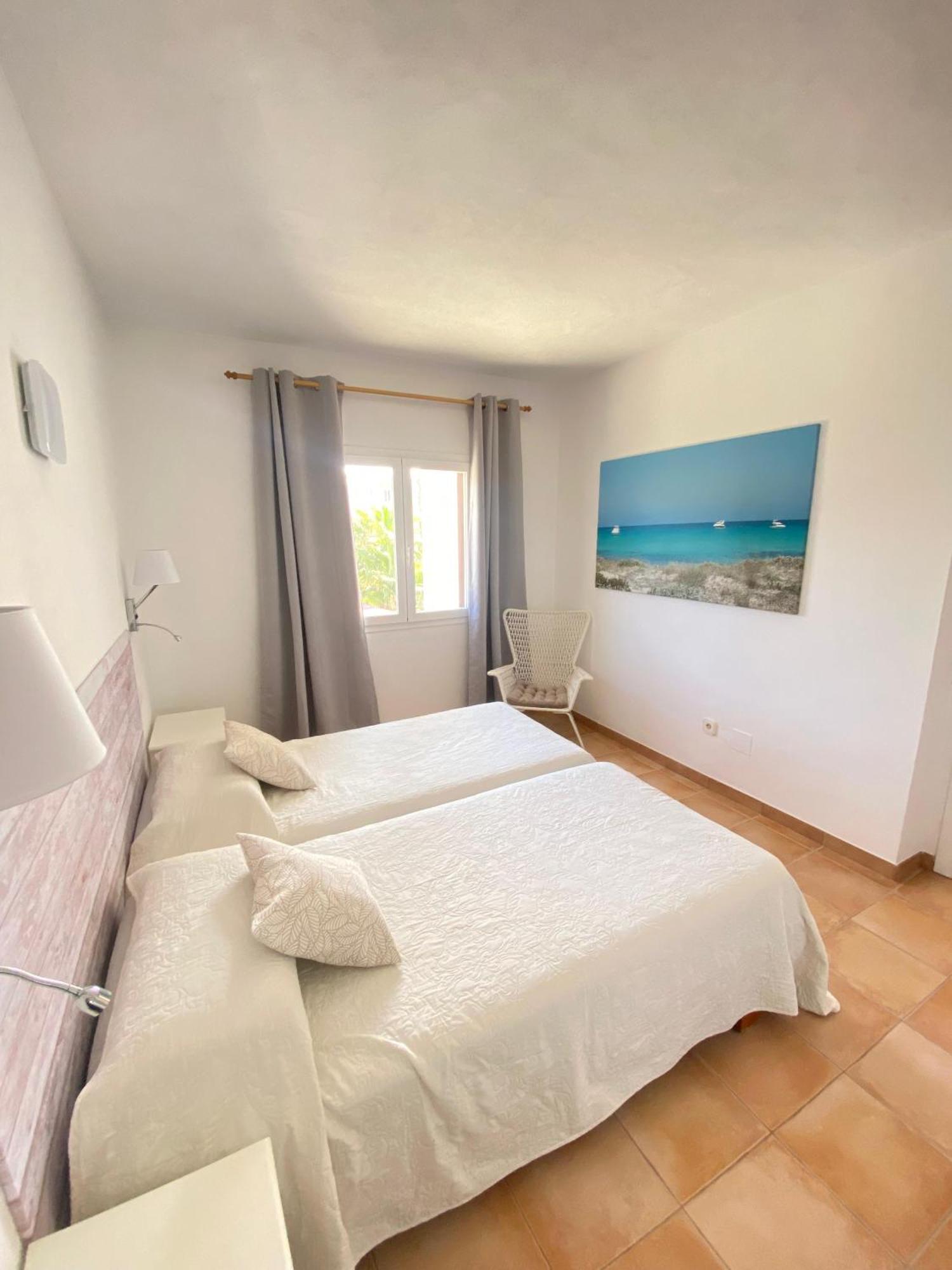 Apartamentos Ferrer Es Figueral Exterior photo